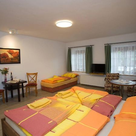Apartmany Zak Frymburk nad Vltavou Exterior foto